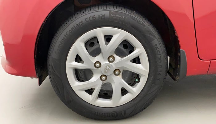 2017 Hyundai Grand i10 MAGNA 1.2 KAPPA VTVT, CNG, Manual, 40,924 km, Left Front Wheel