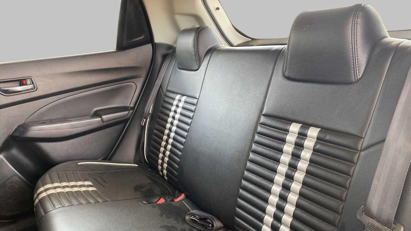 2019 Maruti Swift VXI, Petrol, Manual, 40,584 km, Right Side Rear Door Cabin