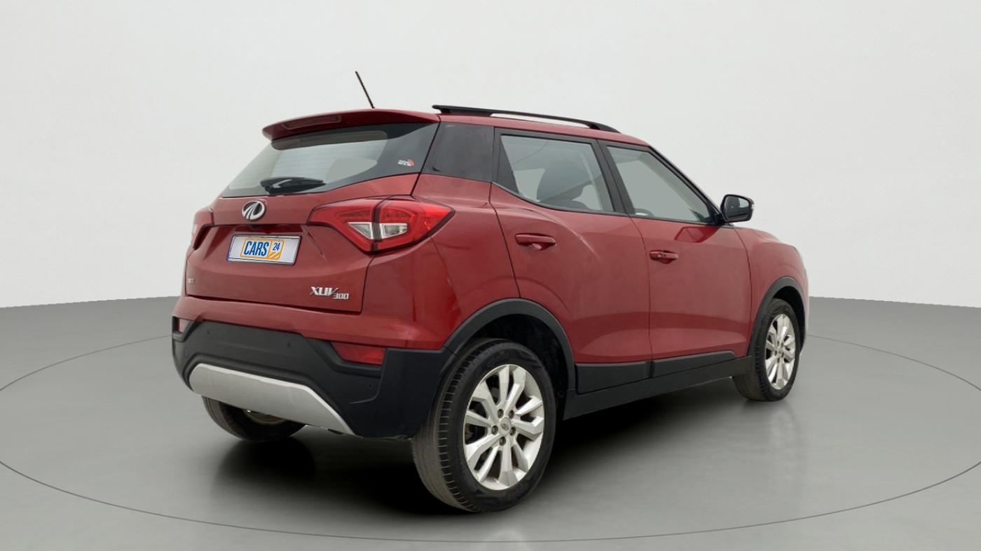 2019 Mahindra XUV300 W8 1.2 PETROL, Petrol, Manual, 34,177 km, Right Back Diagonal