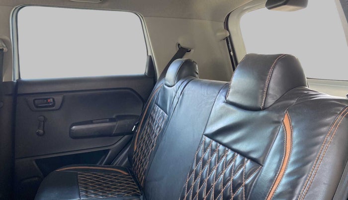 2021 Maruti New Wagon-R LXI CNG 1.0, CNG, Manual, 15,632 km, Right Side Rear Door Cabin