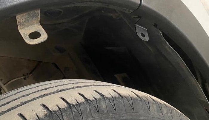 2018 Maruti Vitara Brezza ZDI PLUS AMT, Diesel, Automatic, 55,927 km, Right fender - Lining loose