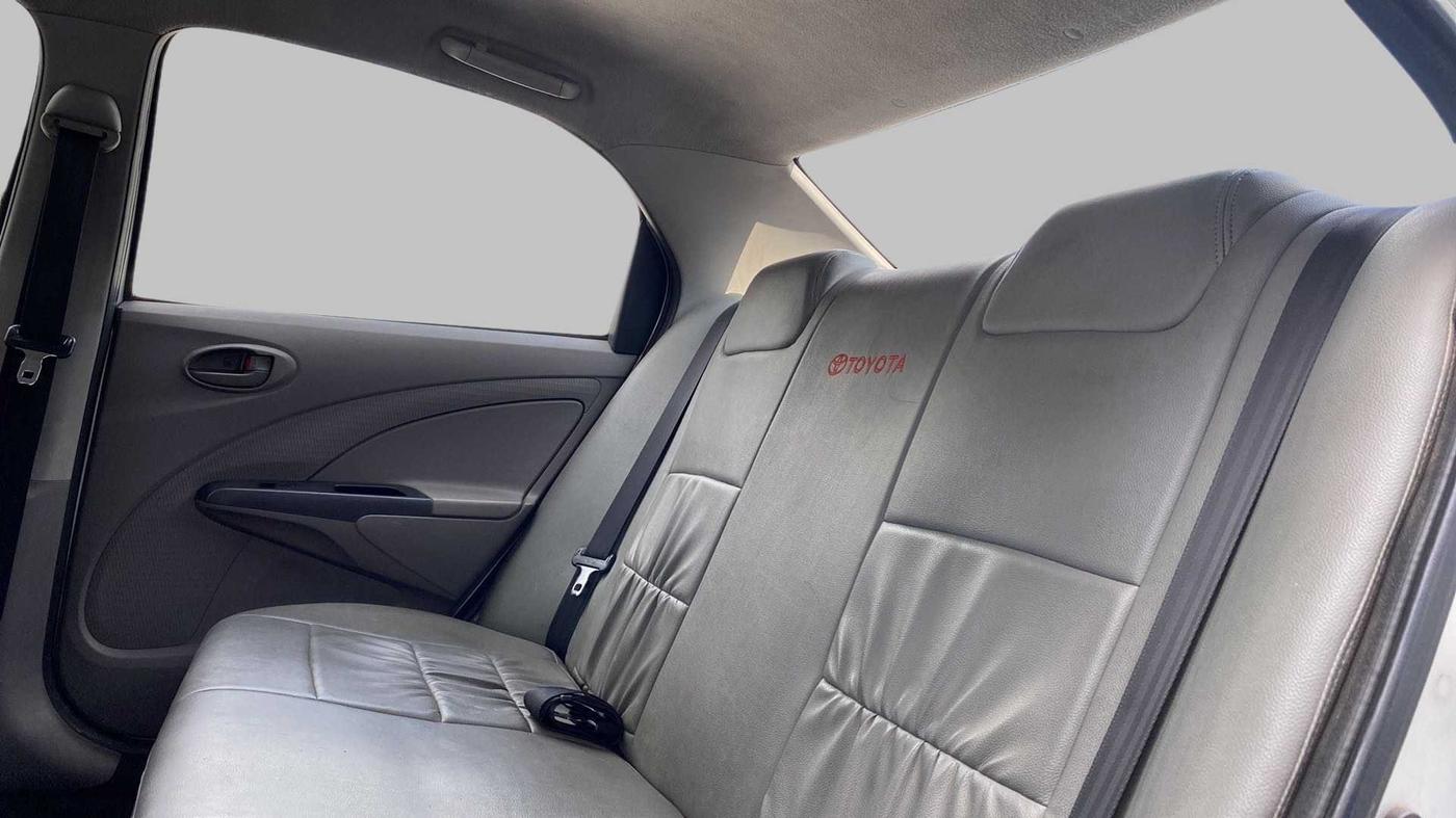 2011 Toyota Etios G, Petrol, Manual, 60,404 km, Right Side Rear Door Cabin