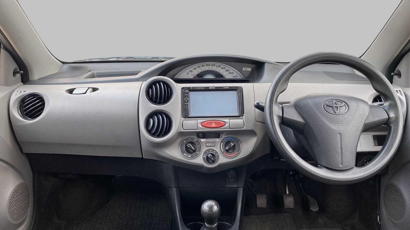 2011 Toyota Etios G, Petrol, Manual, 60,404 km, Dashboard