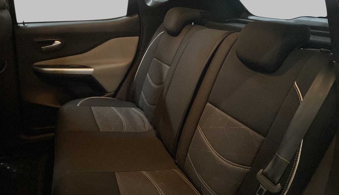 2022 Nissan MAGNITE XV MT, Petrol, Manual, 11,850 km, Right Side Rear Door Cabin