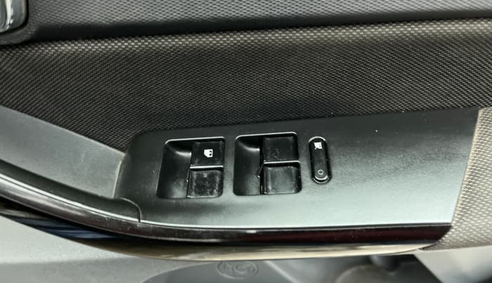 2019 Tata TIGOR XZ PLUS PETROL, Petrol, Manual, 1,05,743 km, Driver Side Door Panels Control