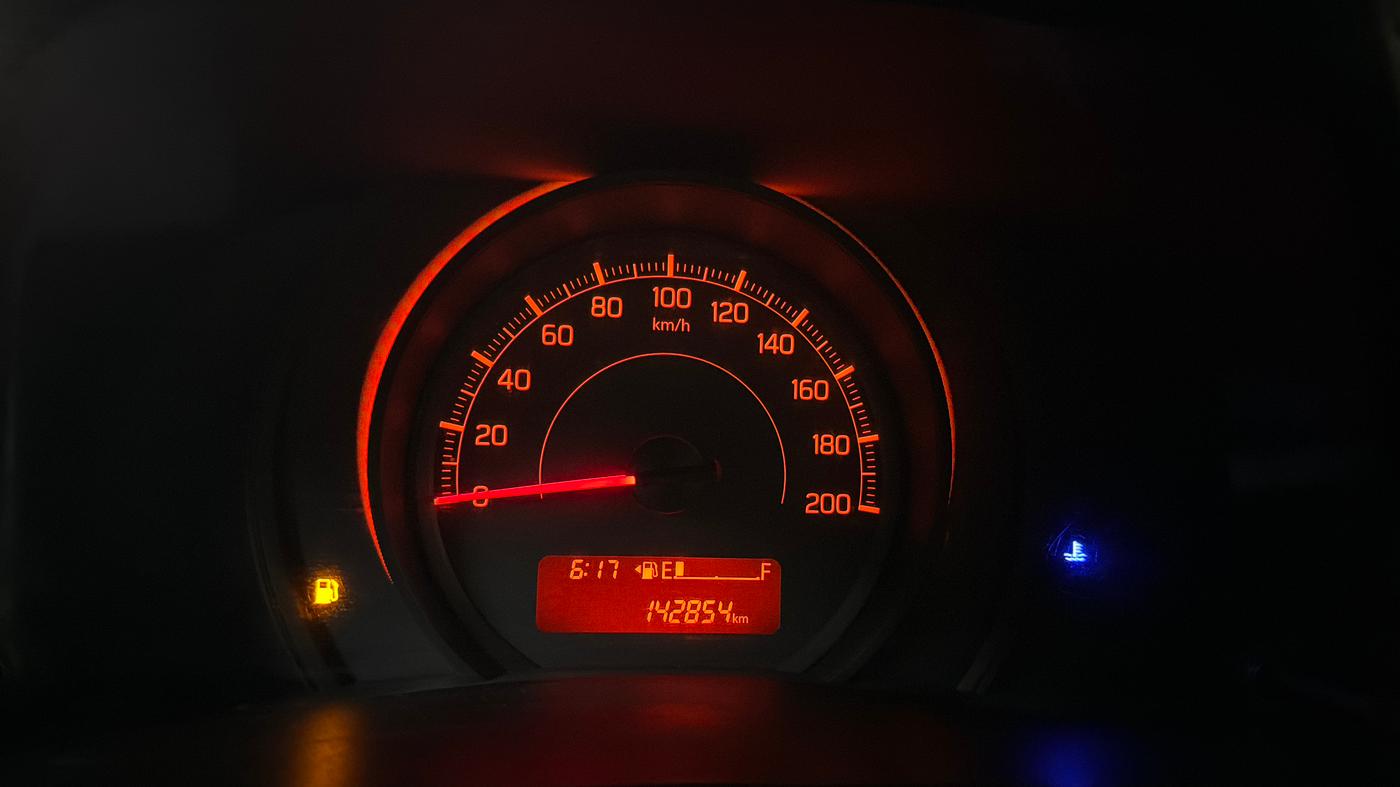 2022 Maruti Swift LXI, Petrol, Manual, 1,42,854 km, Odometer Image