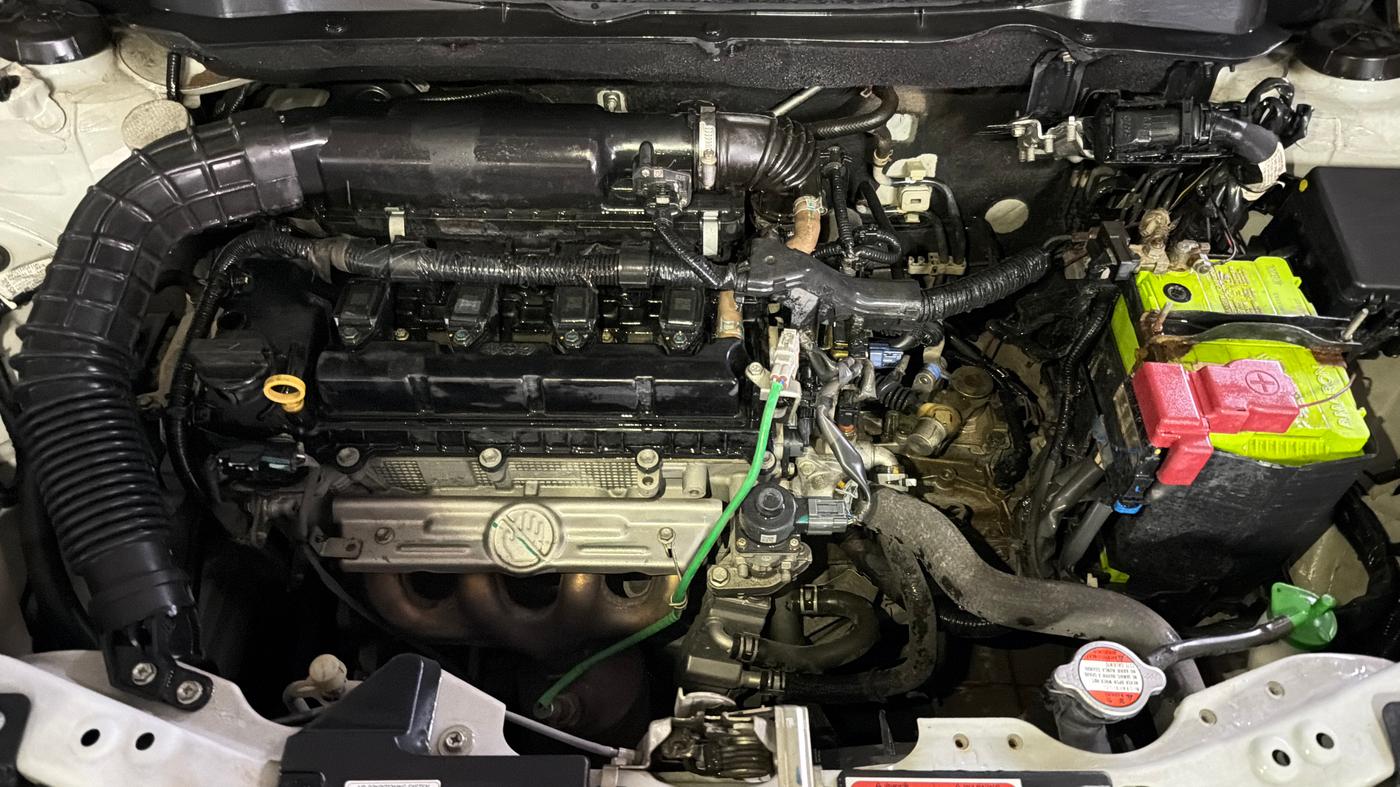 2022 Maruti Swift LXI, Petrol, Manual, 1,42,854 km, Engine View