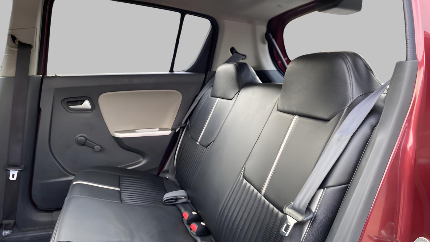 2018 Maruti Alto K10 VXI, Petrol, Manual, 75,023 km, Right Side Rear Door Cabin