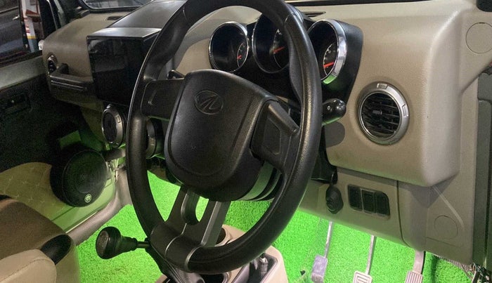 2019 Mahindra Thar CRDE 4X4 AC, Diesel, Manual, 62,180 km, Dashboard - Headlight height adjustment not working
