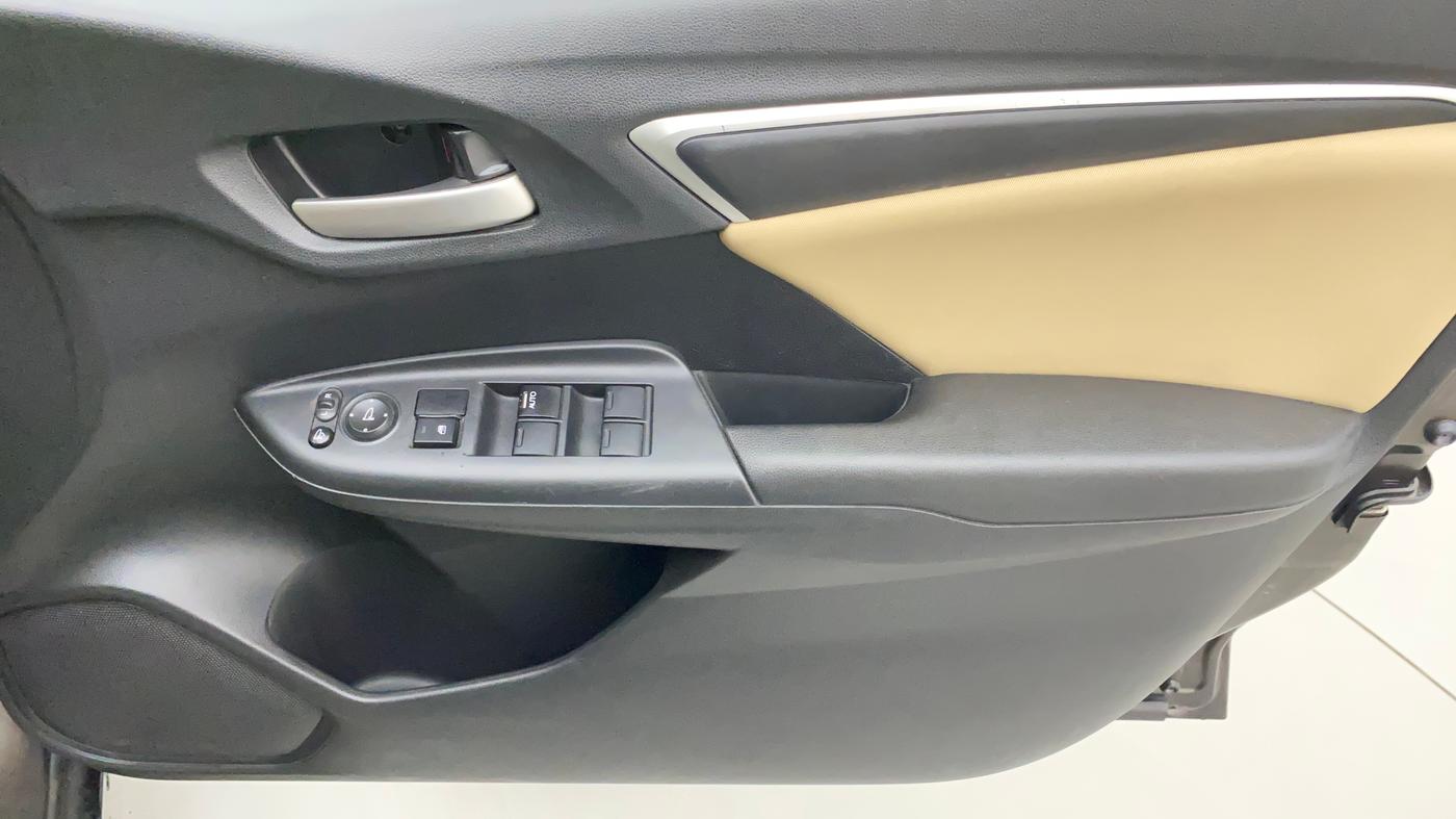 2018 Honda Jazz 1.2L I-VTEC V, Petrol, Manual, 23,038 km, Driver Side Door Panels Control