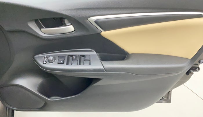 2018 Honda Jazz 1.2L I-VTEC V, Petrol, Manual, 23,038 km, Driver Side Door Panels Control