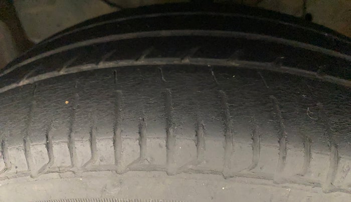 2018 Honda Jazz 1.2L I-VTEC V, Petrol, Manual, 23,038 km, Left Front Tyre Tread