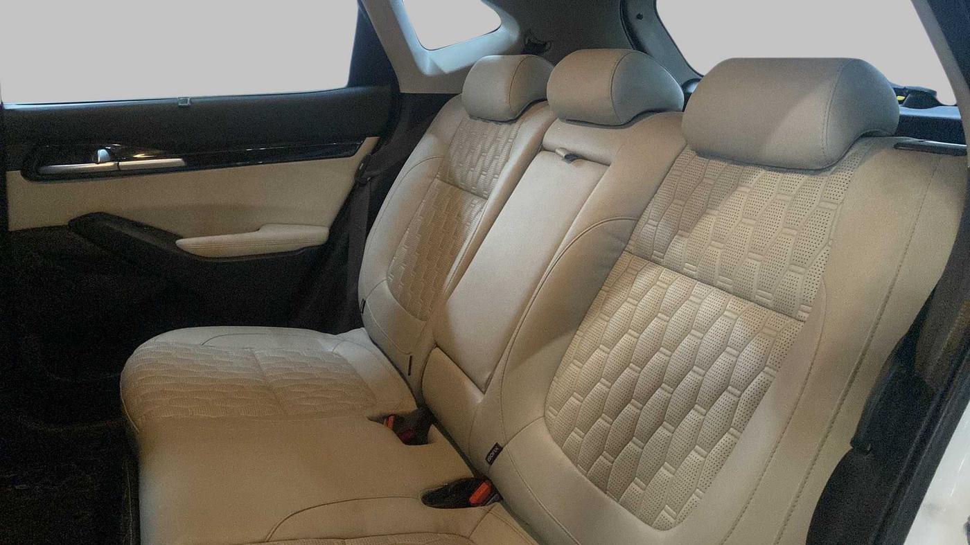 2019 KIA SELTOS HTX IVT 1.5 PETROL, Petrol, Automatic, 41,610 km, Right Side Rear Door Cabin