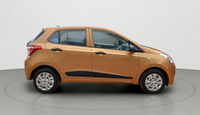 2016 Hyundai Grand i10 ERA 1.2 KAPPA VTVT, Petrol, Manual, 26,713 km, Right Side View