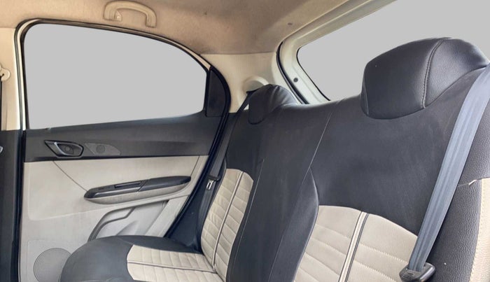 2018 Tata Tiago XT PETROL, Petrol, Manual, 90,387 km, Right Side Rear Door Cabin