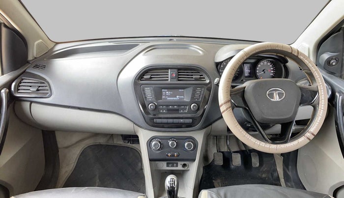 2018 Tata Tiago XT PETROL, Petrol, Manual, 90,387 km, Dashboard