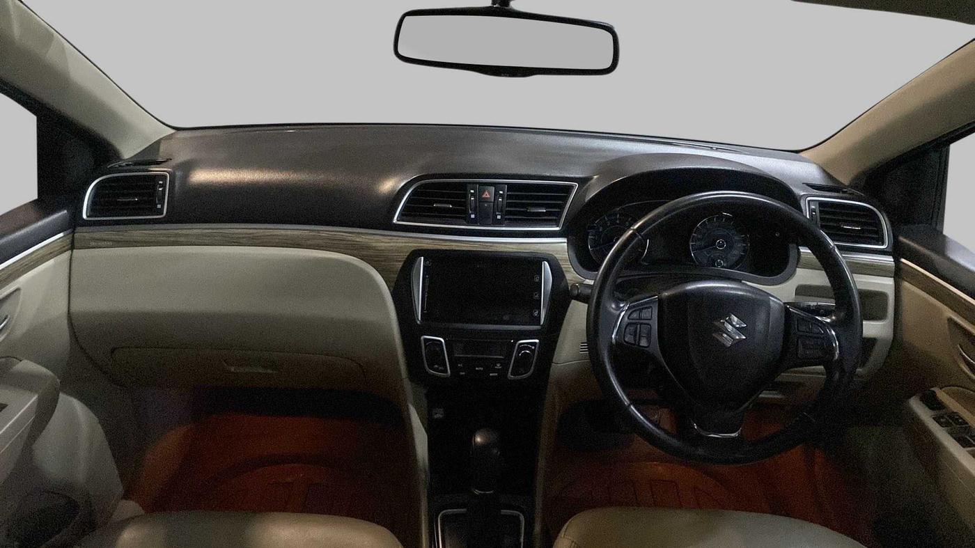 2020 Maruti Ciaz ALPHA  AT 1.5 SHVS PETROL, Petrol, Automatic, 44,460 km, Dashboard