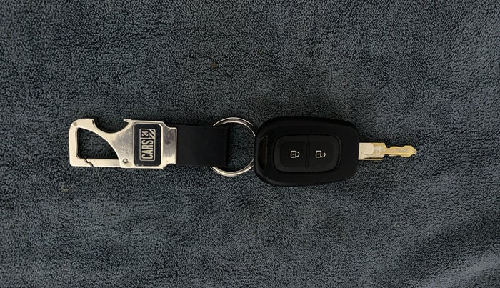 2021 Renault Kwid CLIMBER 1.0 (O), Petrol, Manual, 47,764 km, Key Close Up