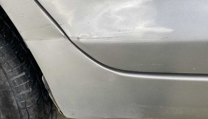 2014 Maruti Swift VXI, Petrol, Manual, 60,574 km, Right running board - Minor scratches