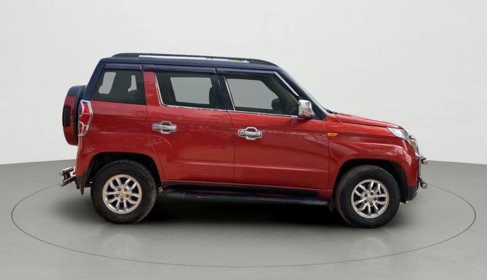2017 Mahindra TUV300 T8 DUAL TONE, Diesel, Manual, 37,968 km, Right Side View