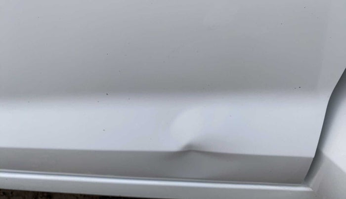 2021 Hyundai GRAND I10 NIOS SPORTZ 1.2 KAPPA VTVT CNG, CNG, Manual, 25,042 km, Front passenger door - Slightly dented