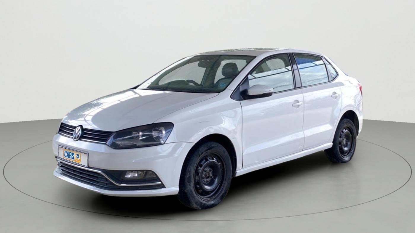 2017 Volkswagen Ameo COMFORTLINE 1.5 AT, Diesel, Automatic, 1,18,954 km, Left Front Diagonal