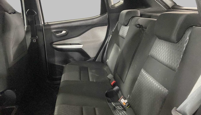 2022 Nissan MAGNITE XV TURBO CVT, Petrol, Automatic, 4,352 km, Right Side Rear Door Cabin
