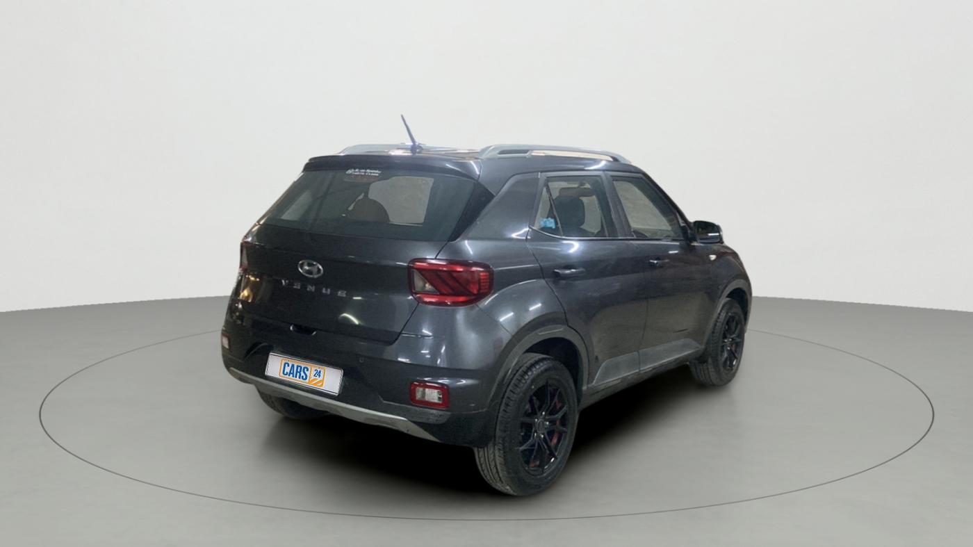 2020 Hyundai VENUE S 1.2, Petrol, Manual, 77,547 km, Right Back Diagonal