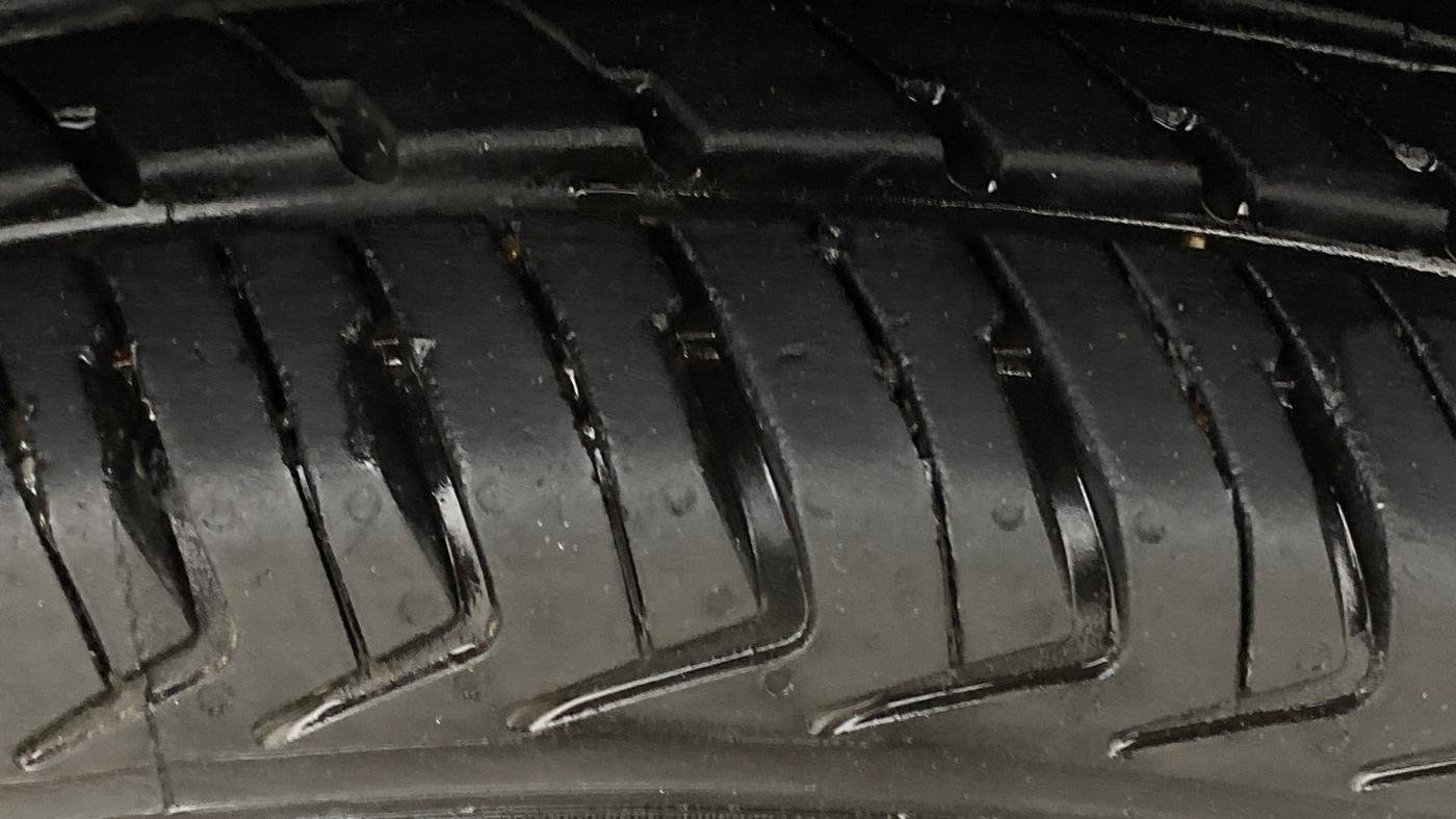 2024 Maruti Alto K10 VXI PLUS AMT, Petrol, Automatic, 37,679 km, Right Front Tyre Tread