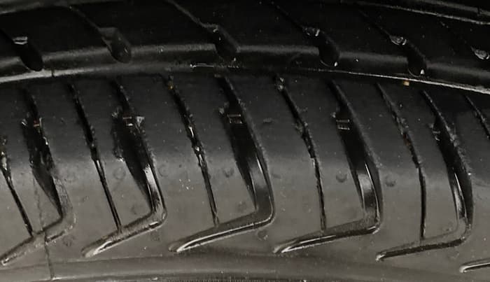 2024 Maruti Alto K10 VXI PLUS AMT, Petrol, Automatic, 37,679 km, Right Front Tyre Tread