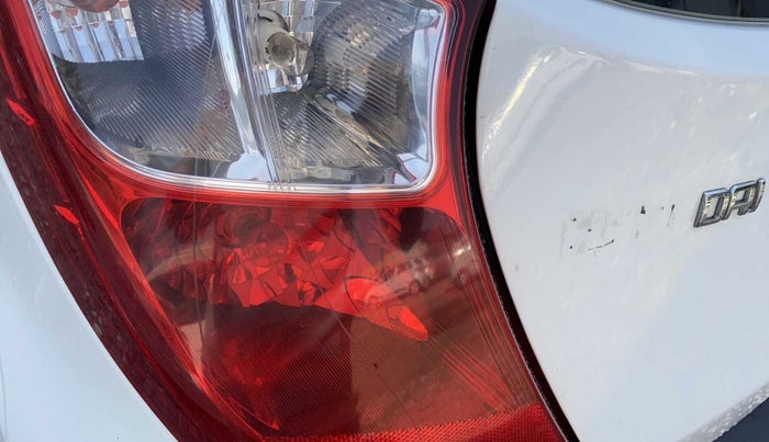 2012 Hyundai Eon ERA +, Petrol, Manual, 50,372 km, Left tail light - Minor scratches