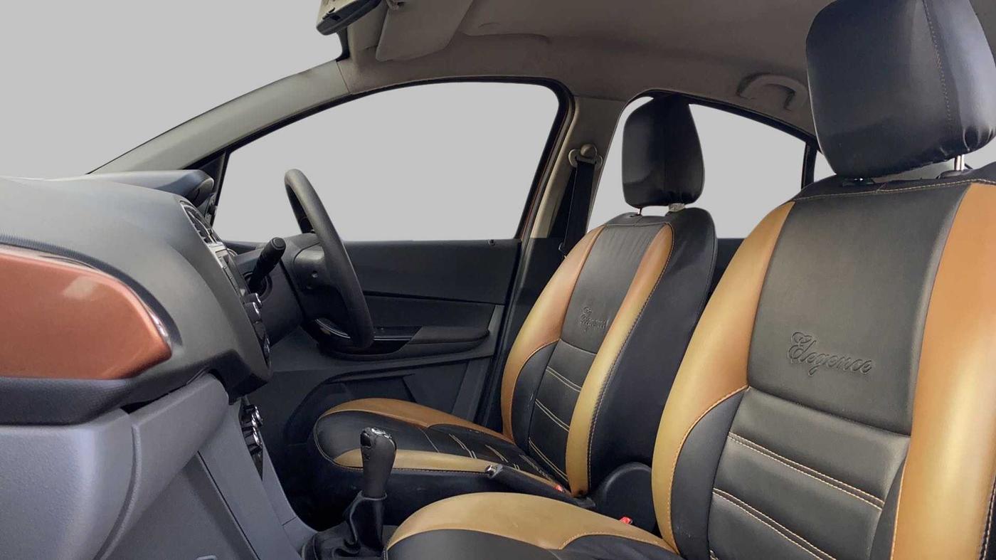 2017 Tata TIGOR XZ PETROL, Petrol, Manual, 37,210 km, Right Side Front Door Cabin
