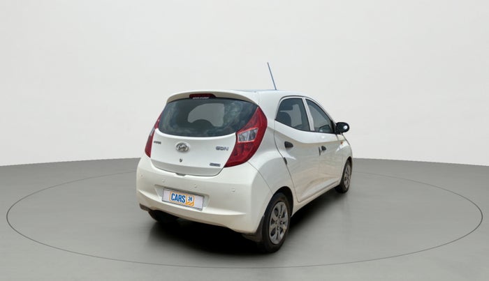 2016 Hyundai Eon MAGNA +, Petrol, Manual, 70,411 km, Right Back Diagonal