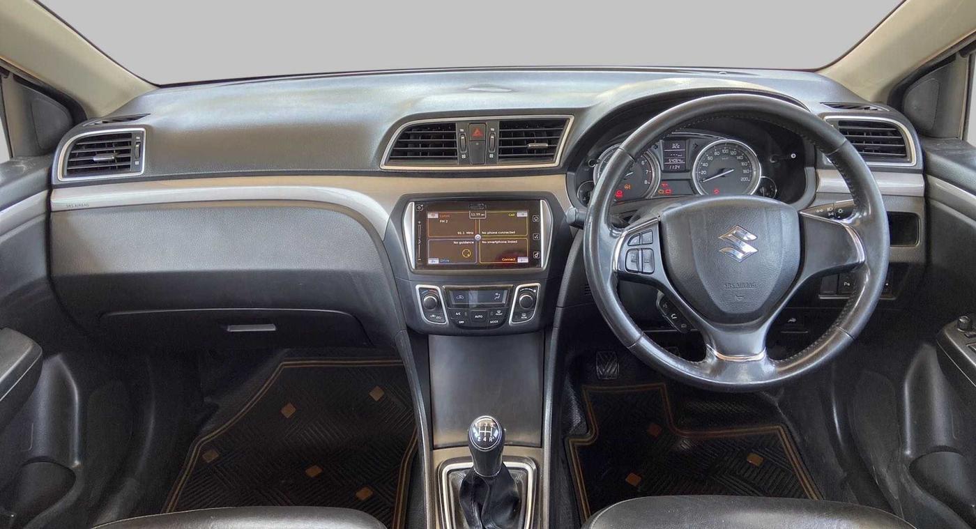 2017 Maruti Ciaz S 1.4 MT PETROL, Petrol, Manual, 54,291 km, Dashboard