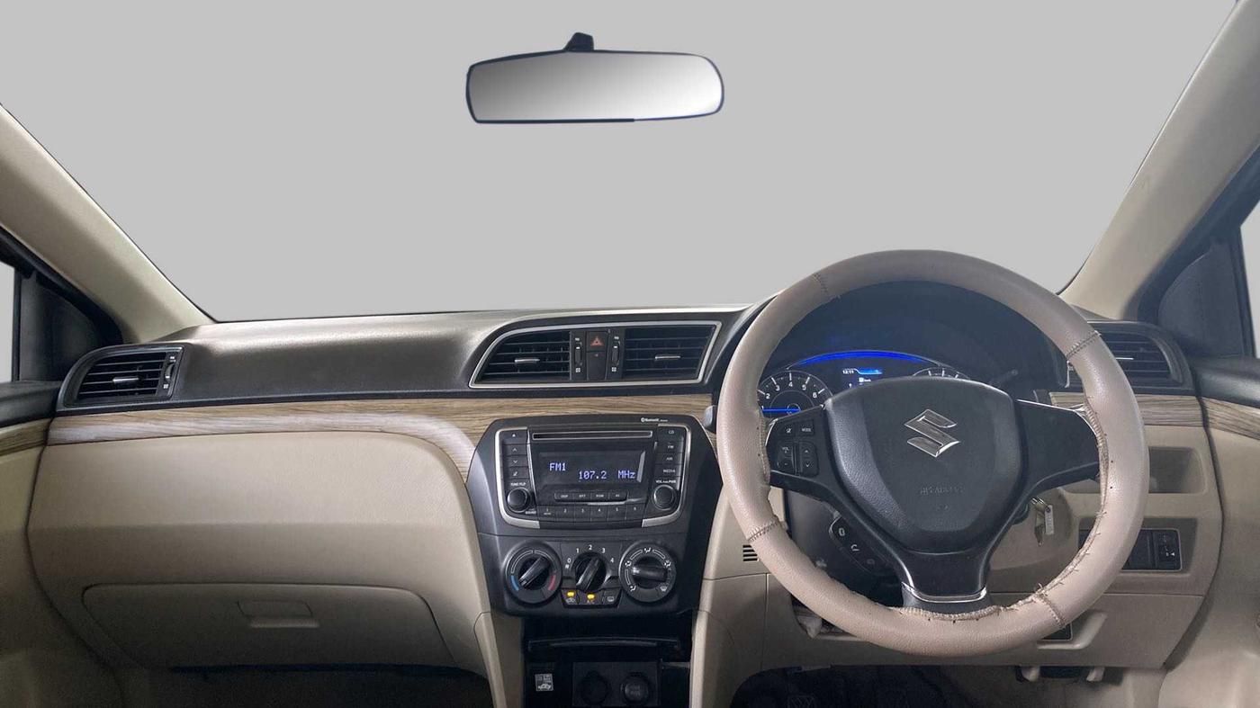 2021 Maruti Ciaz SIGMA 1.5 SHVS MT  PETROL, Petrol, Manual, 22,797 km, Dashboard