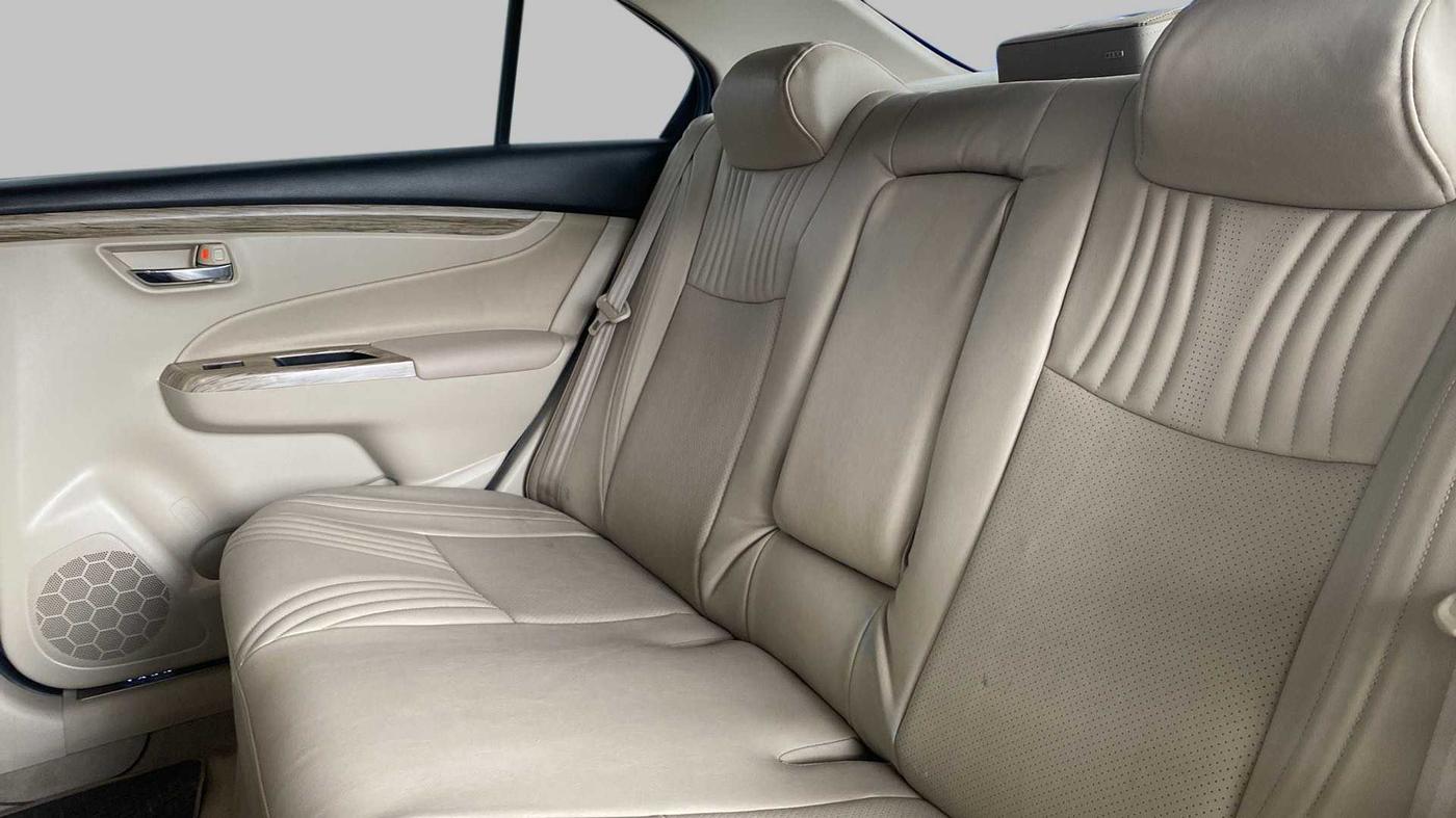 2021 Maruti Ciaz SIGMA 1.5 SHVS MT  PETROL, Petrol, Manual, 22,797 km, Right Side Rear Door Cabin