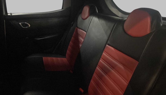 2019 Renault Kwid RXT 0.8 (O), Petrol, Manual, 32,275 km, Right Side Rear Door Cabin