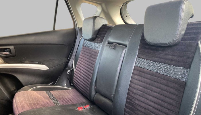2016 Maruti S Cross ZETA 1.3, Diesel, Manual, 45,289 km, Right Side Rear Door Cabin