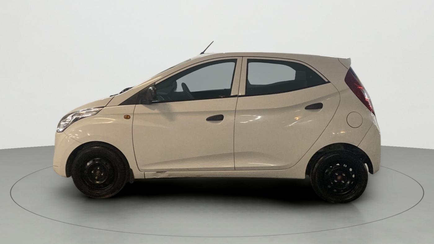 2017 Hyundai Eon MAGNA + AIRBAG, Petrol, Manual, 96,884 km, Left Side