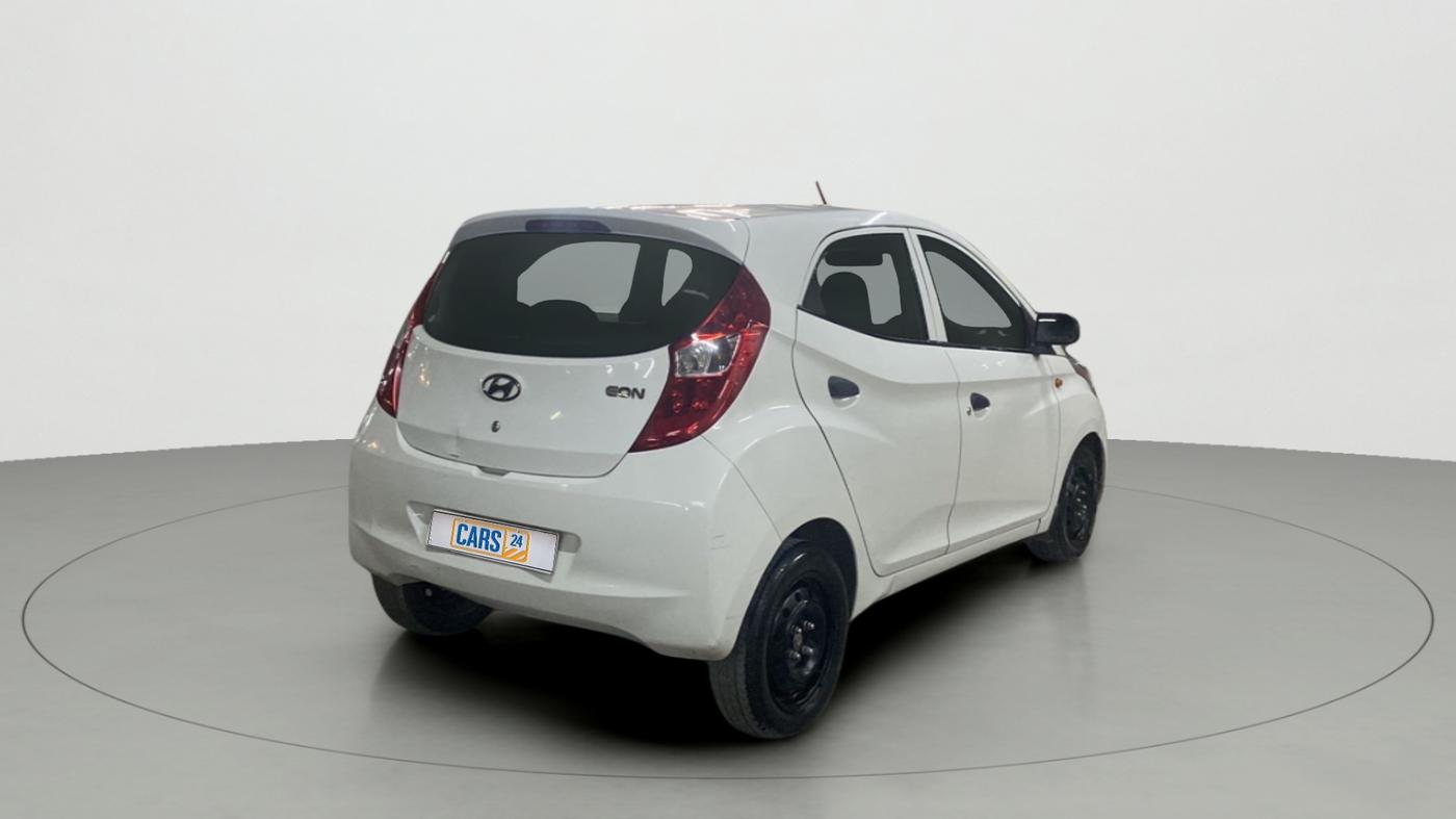 2017 Hyundai Eon MAGNA + AIRBAG, Petrol, Manual, 96,884 km, Right Back Diagonal