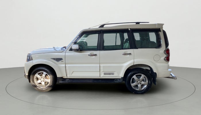 2018 Mahindra Scorpio S11 2WD, Diesel, Manual, 73,617 km, Left Side