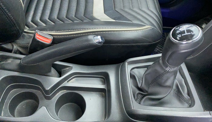 2016 Maruti Vitara Brezza VDI OPT, Diesel, Manual, 31,298 km, Gear Lever