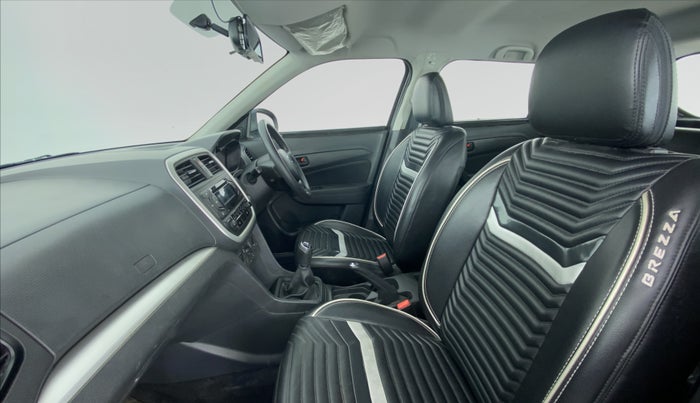 2016 Maruti Vitara Brezza VDI OPT, Diesel, Manual, 31,298 km, Right Side Front Door Cabin