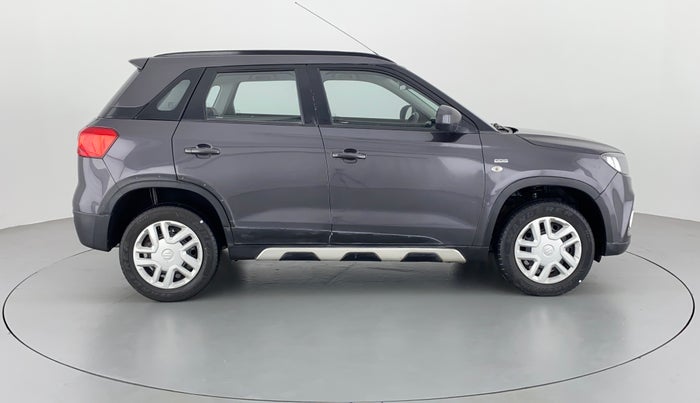 2016 Maruti Vitara Brezza VDI OPT, Diesel, Manual, 31,298 km, Right Side View