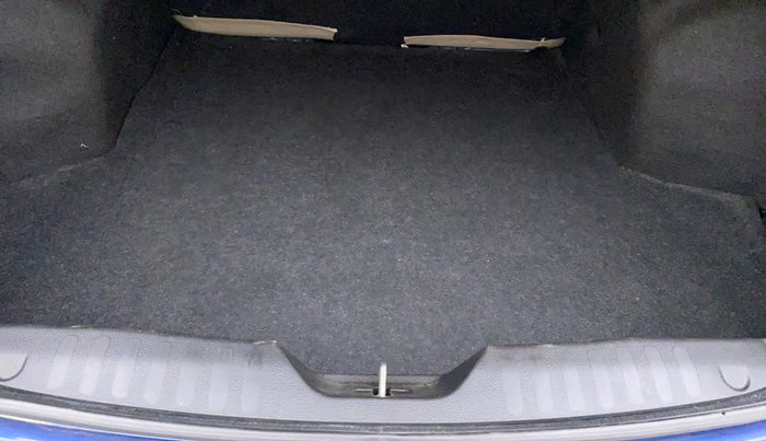 2020 Maruti Ciaz DELTA 1.5 SHVS MT PETROL, Petrol, Manual, 11,472 km, Boot Inside