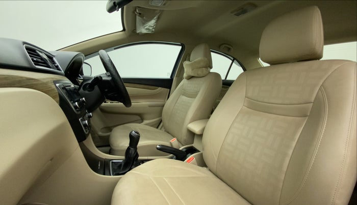 2020 Maruti Ciaz DELTA 1.5 SHVS MT PETROL, Petrol, Manual, 11,472 km, Right Side Front Door Cabin