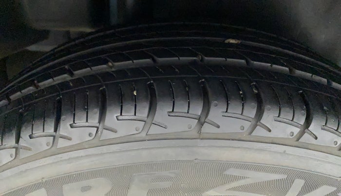 2020 Maruti Ciaz DELTA 1.5 SHVS MT PETROL, Petrol, Manual, 11,472 km, Right Rear Tyre Tread