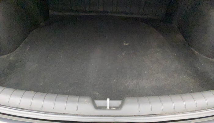 2018 Hyundai Verna 1.6 VTVT SX, Petrol, Manual, 23,948 km, Boot Inside