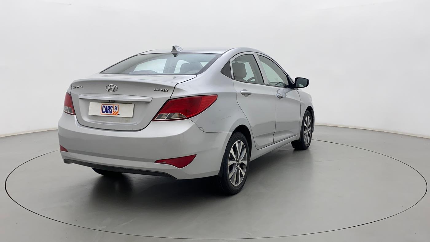 2016 Hyundai Verna FLUIDIC 4S 1.6 VTVT SX, Petrol, Manual, 41,110 km, Right Back Diagonal