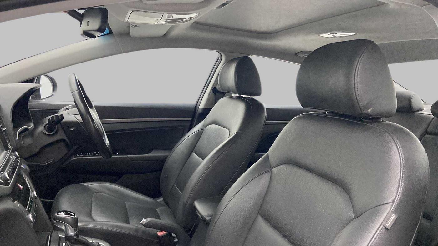 2016 Hyundai New Elantra 2.0 SX(O) AT PETROL, Petrol, Automatic, 41,487 km, Right Side Front Door Cabin